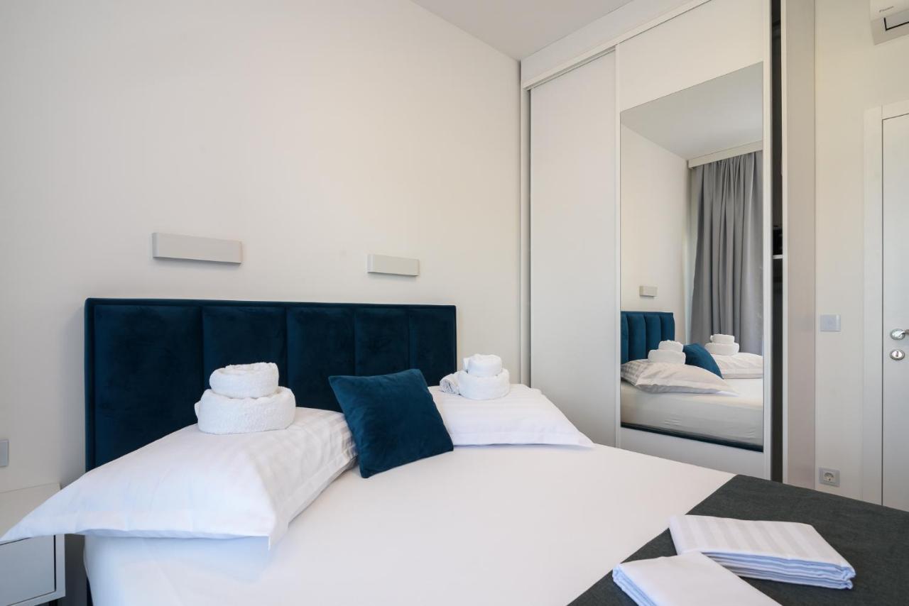 Palm Springs Apartment Trogir Bagian luar foto