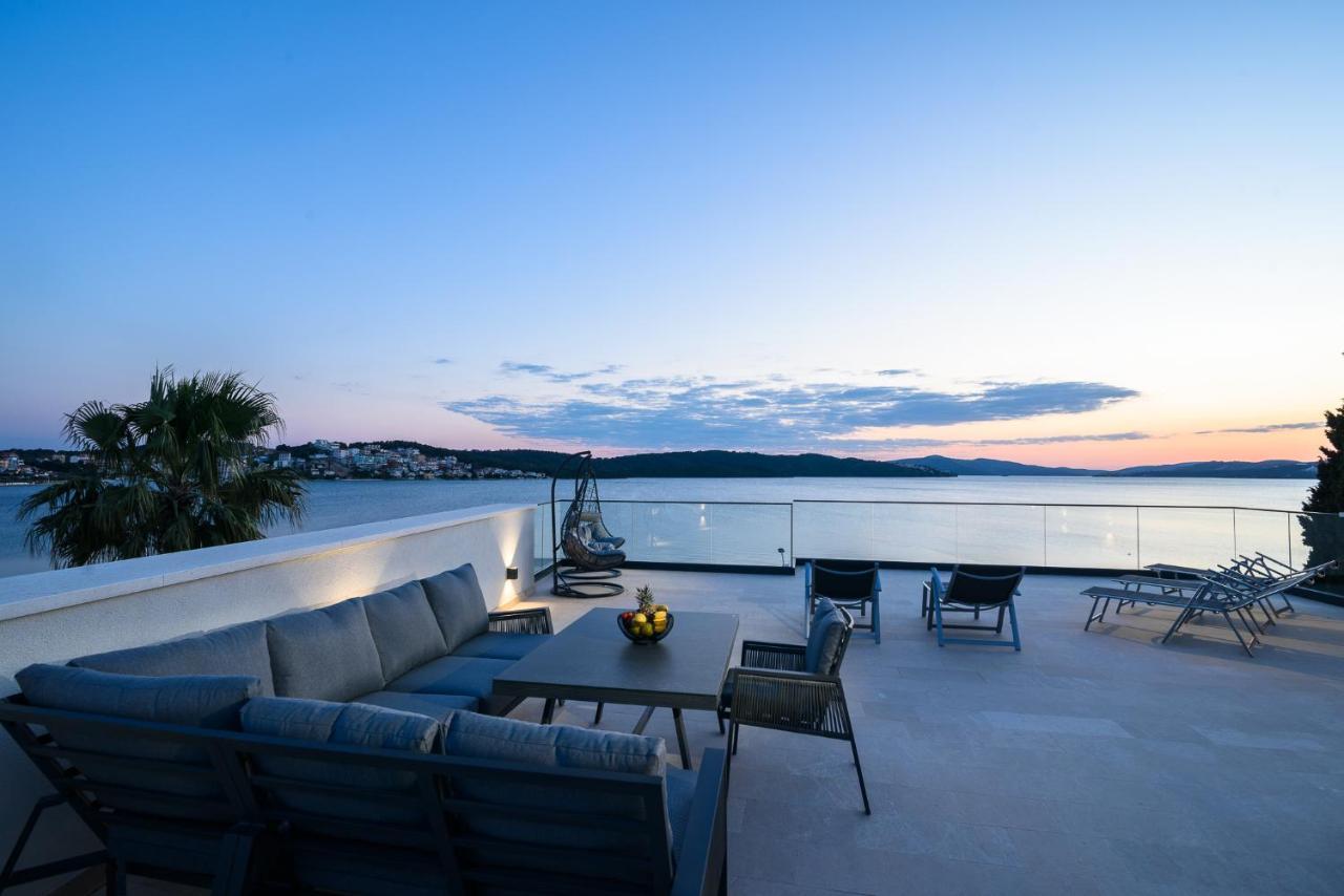 Palm Springs Apartment Trogir Bagian luar foto