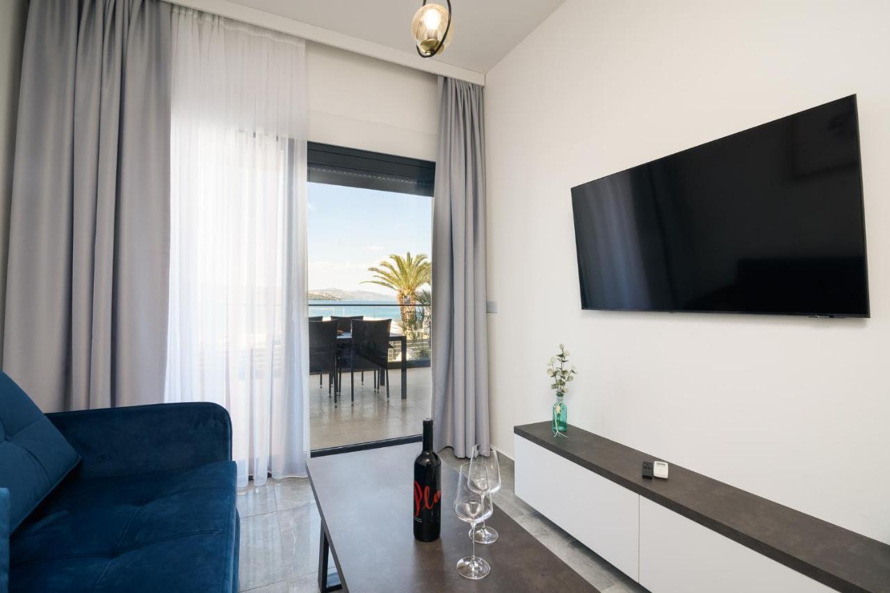Palm Springs Apartment Trogir Bagian luar foto