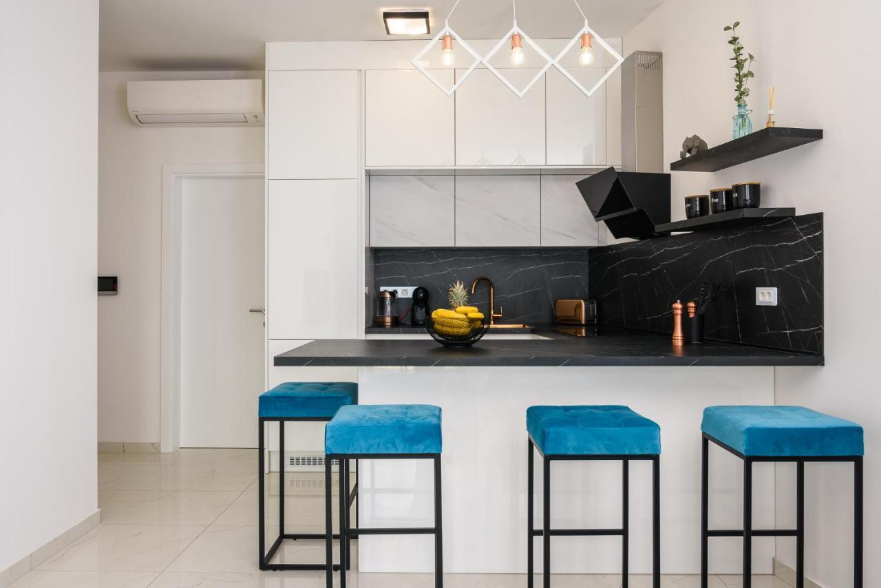 Palm Springs Apartment Trogir Bagian luar foto
