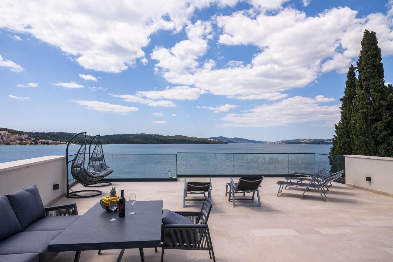 Palm Springs Apartment Trogir Bagian luar foto