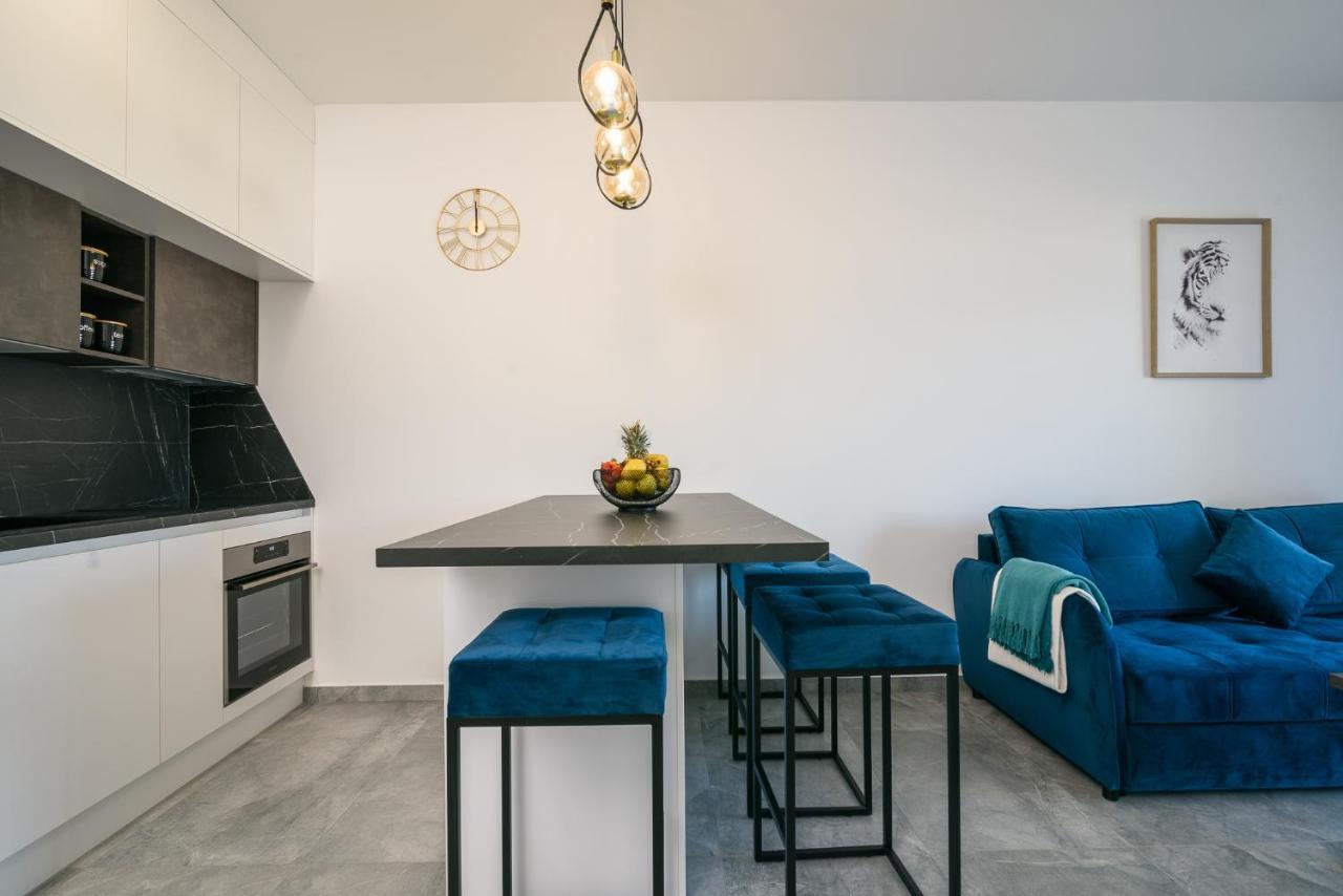 Palm Springs Apartment Trogir Bagian luar foto