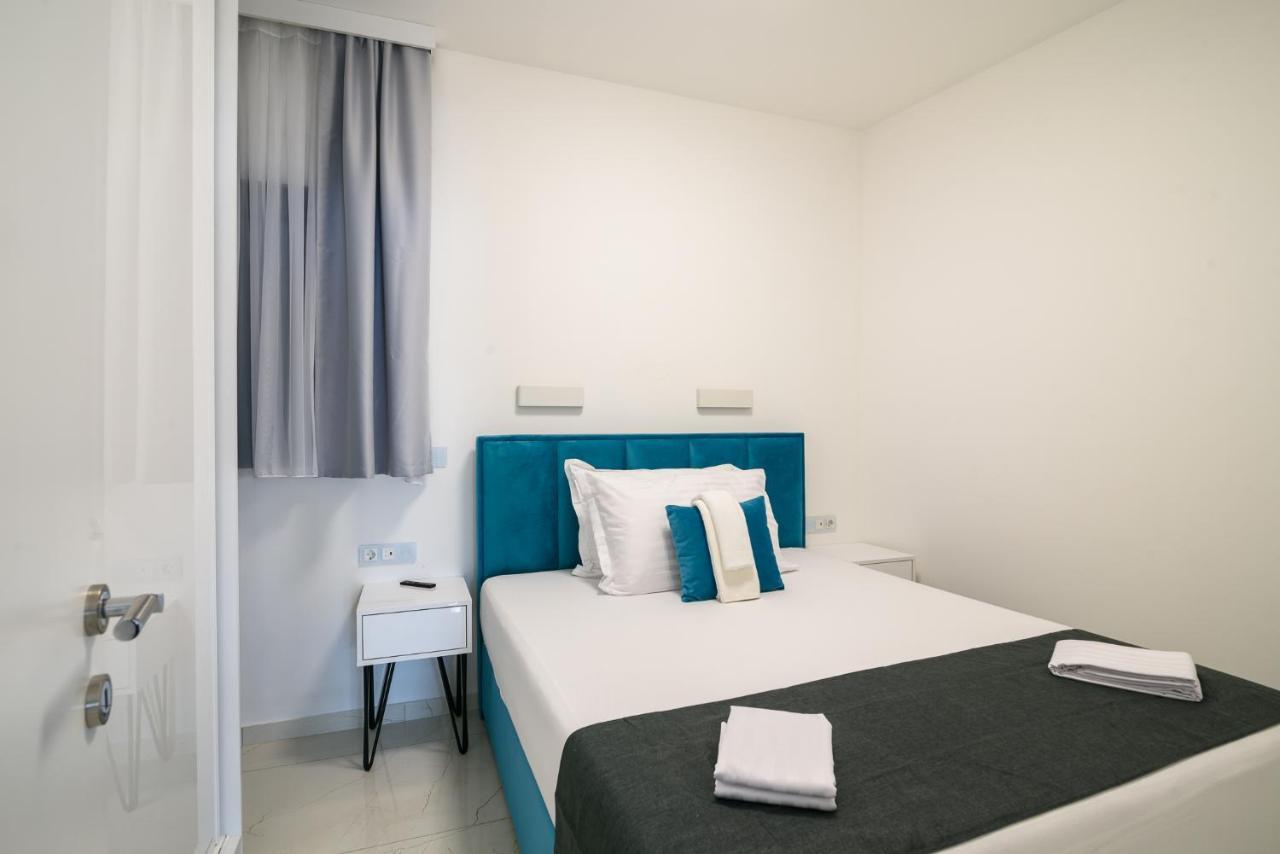 Palm Springs Apartment Trogir Bagian luar foto