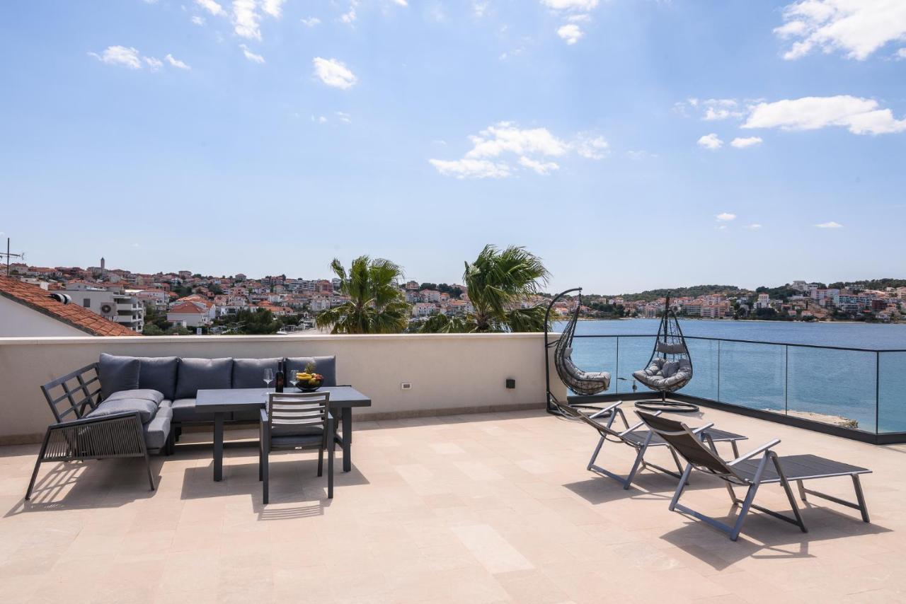 Palm Springs Apartment Trogir Bagian luar foto