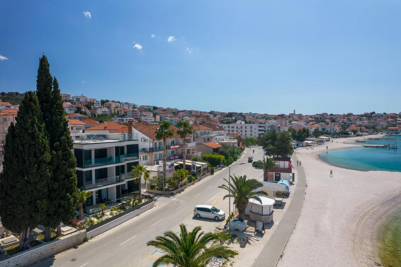 Palm Springs Apartment Trogir Bagian luar foto