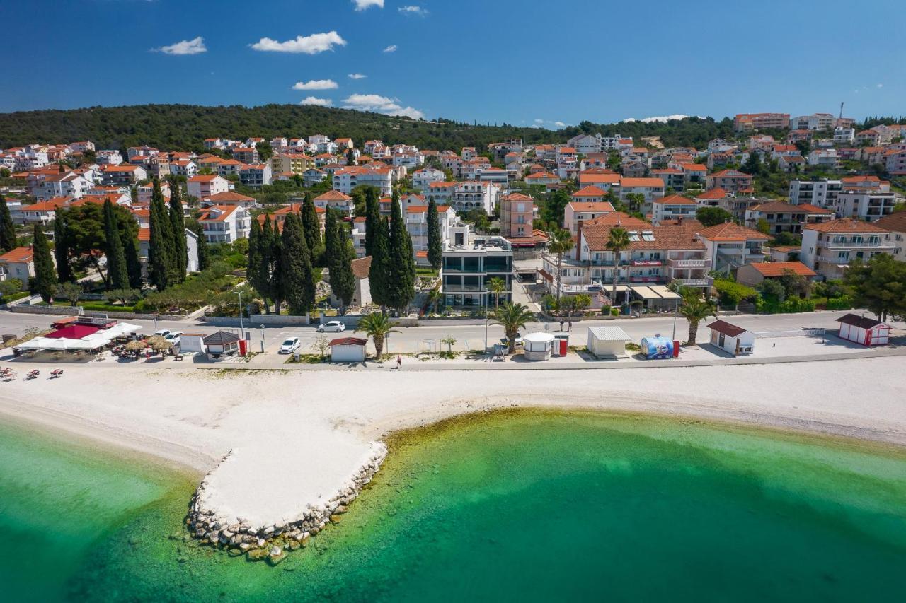 Palm Springs Apartment Trogir Bagian luar foto